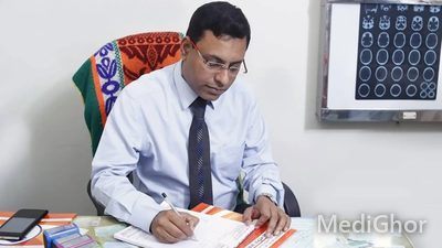 ডাঃ রেজা নাসিম আহমেদ রনি